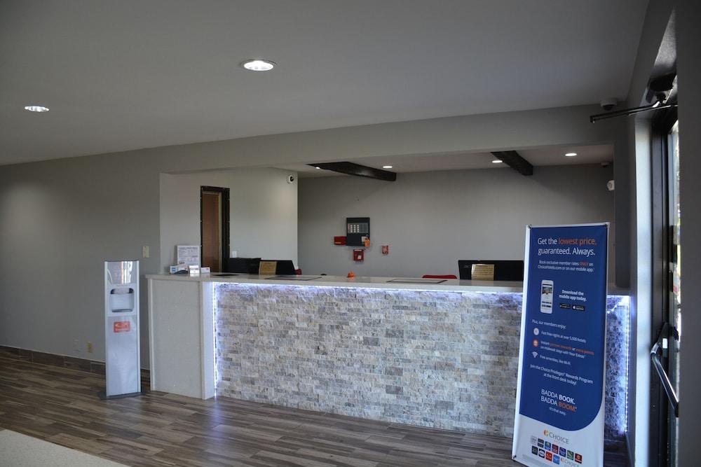 Econo Lodge Inn&Suites Des Moines - Merle Hay Rd Extérieur photo