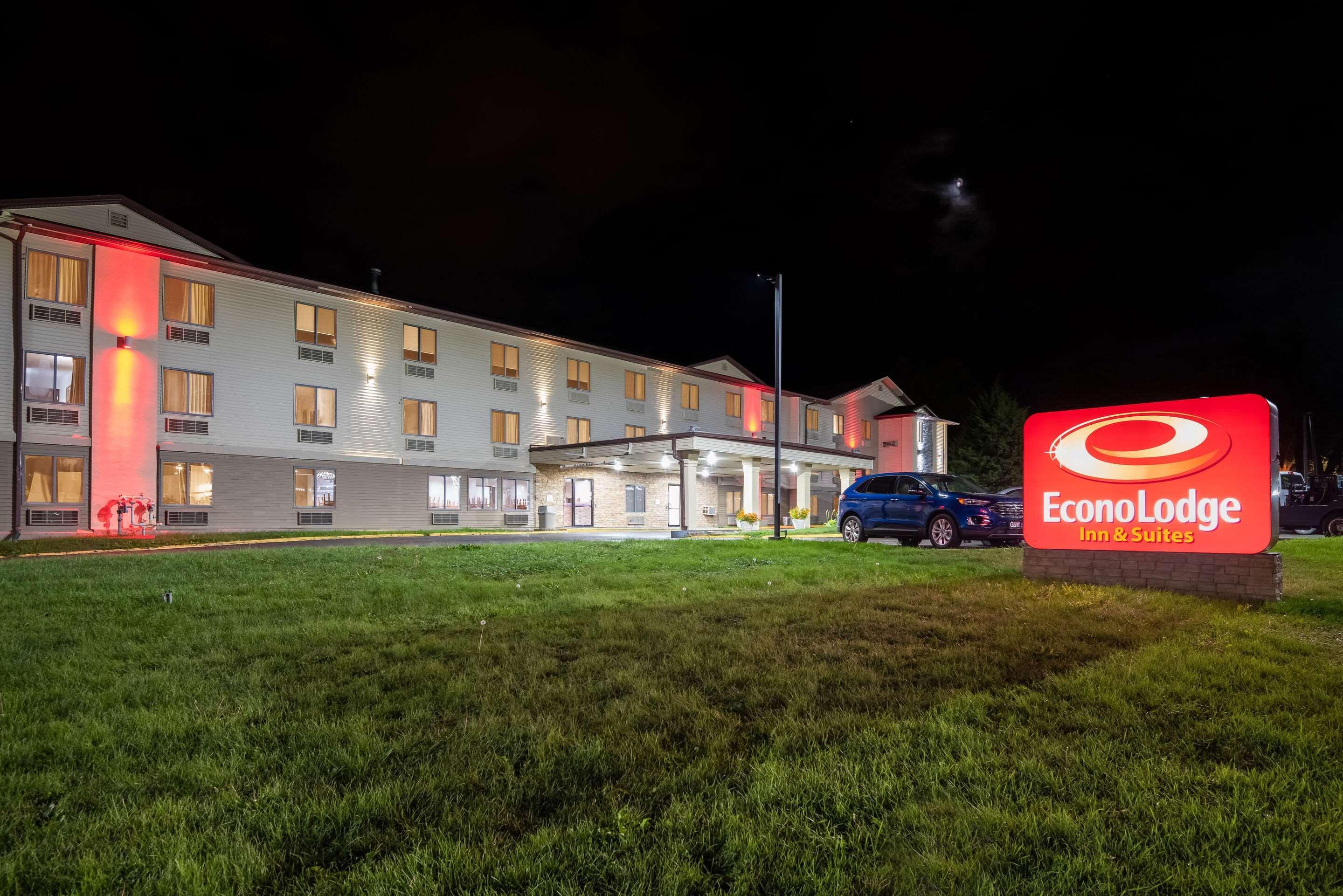 Econo Lodge Inn&Suites Des Moines - Merle Hay Rd Extérieur photo